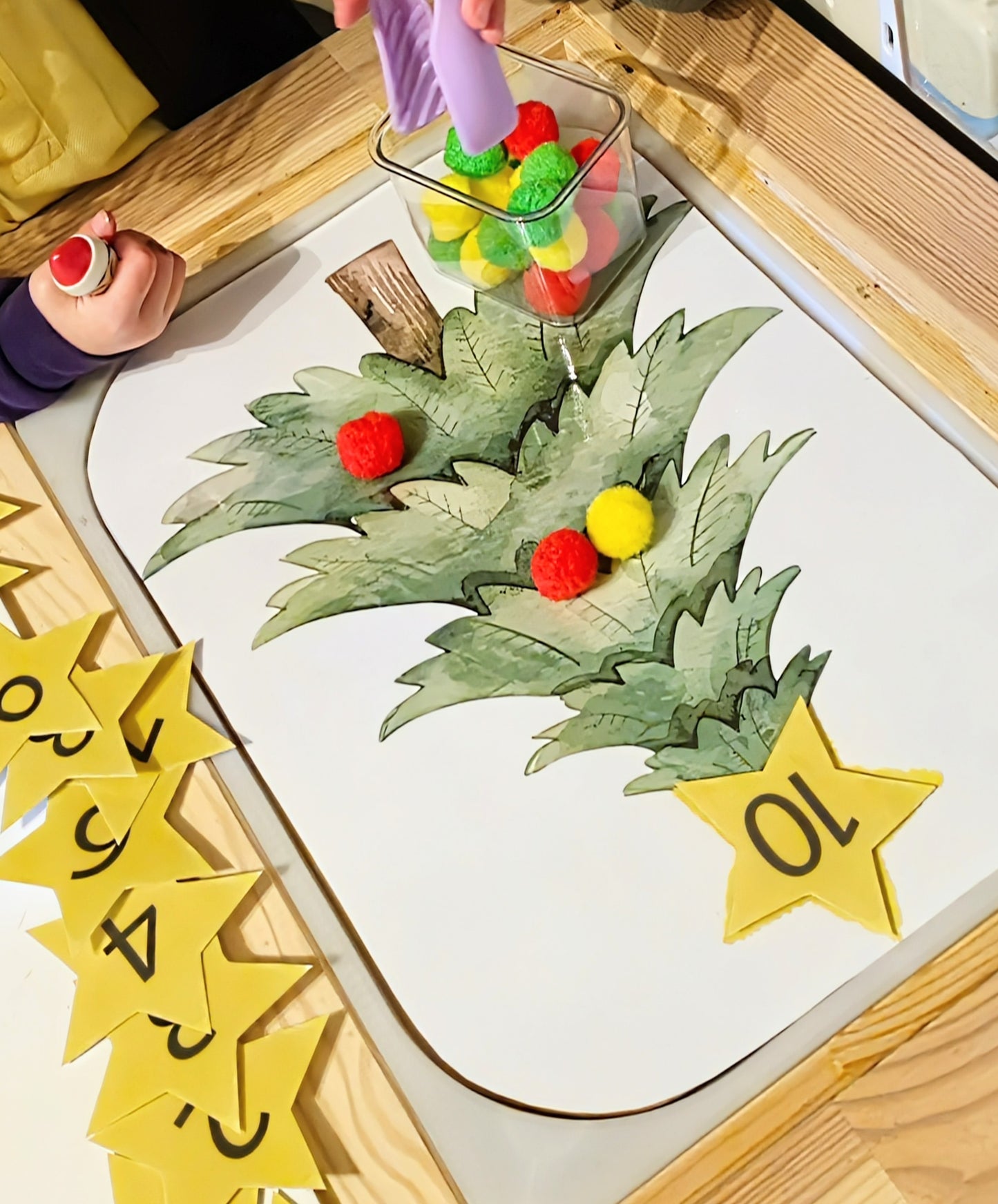 Flisat Insert - Christmas tree counting activity - Loose parts - Playdoh -